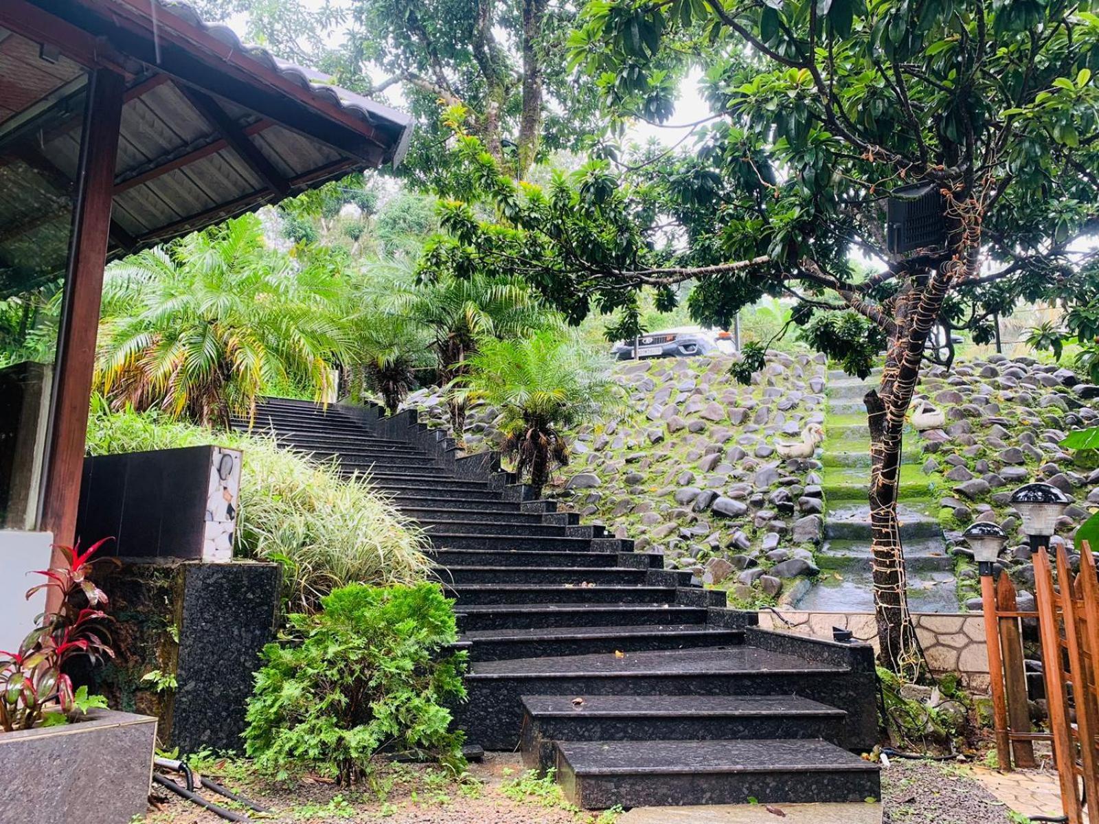 The Mountain Shades Resort Madikeri Dış mekan fotoğraf